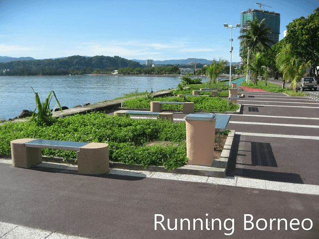 Lorong berbasikal dan jogging Taman Teluk Likas, Kota Kinabalu