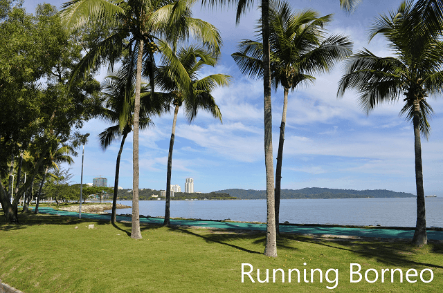 Lorong berbasikal dan jogging Taman Teluk Likas, Kota Kinabalu